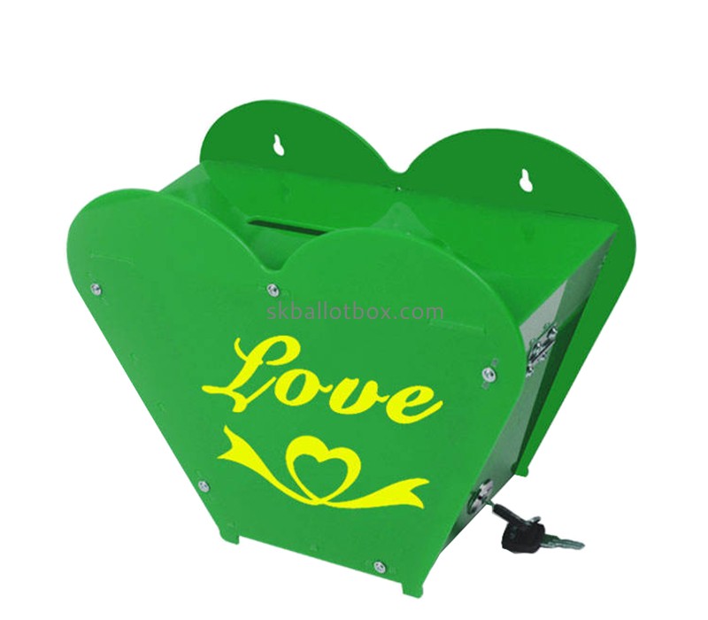 Acrylic boxes supplier custom perspex heart shaped donation box DB-089